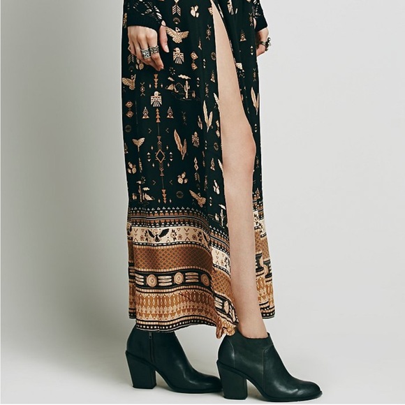 •SPELL• Phoenix Split Maxi Skirt {Mustang} - Picture 2 of 11